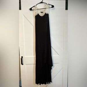 Raviya Black & Cream Lace Maxi Dress